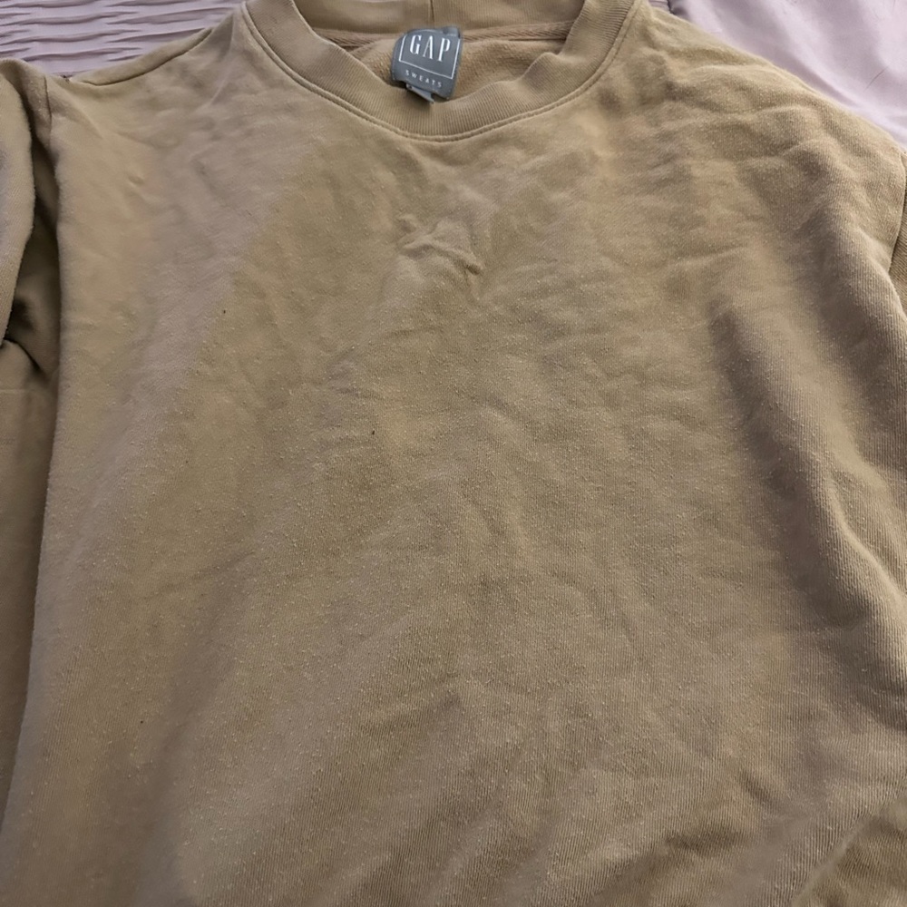 sweatshirt